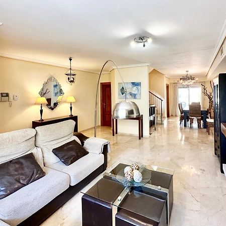 El Arenal Townhouse By The Beach With Swimming Pool - Eaw Homes Marbella Exterior foto